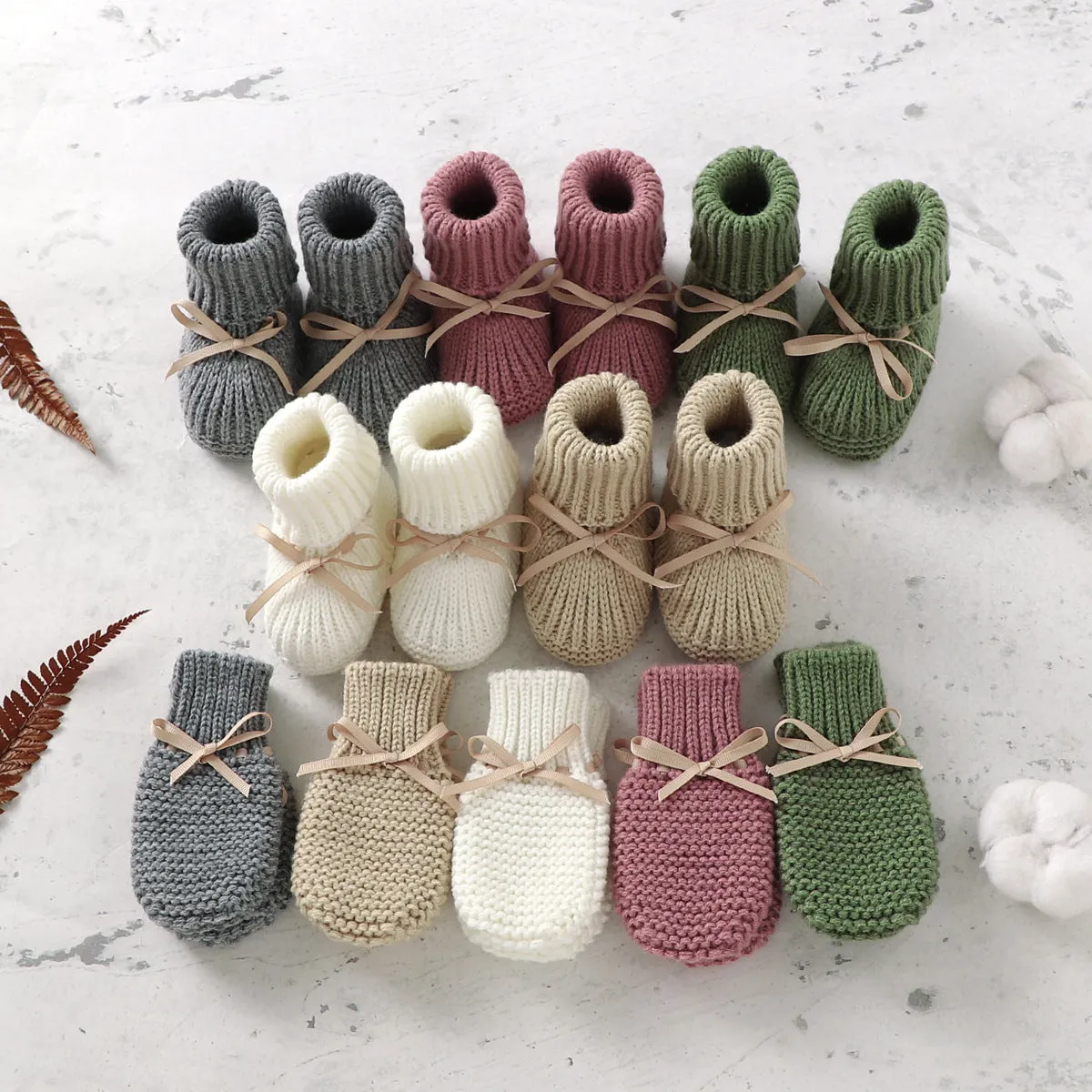 Baby Boys Girls Solid Color Knitted Gloves and Shoes Set