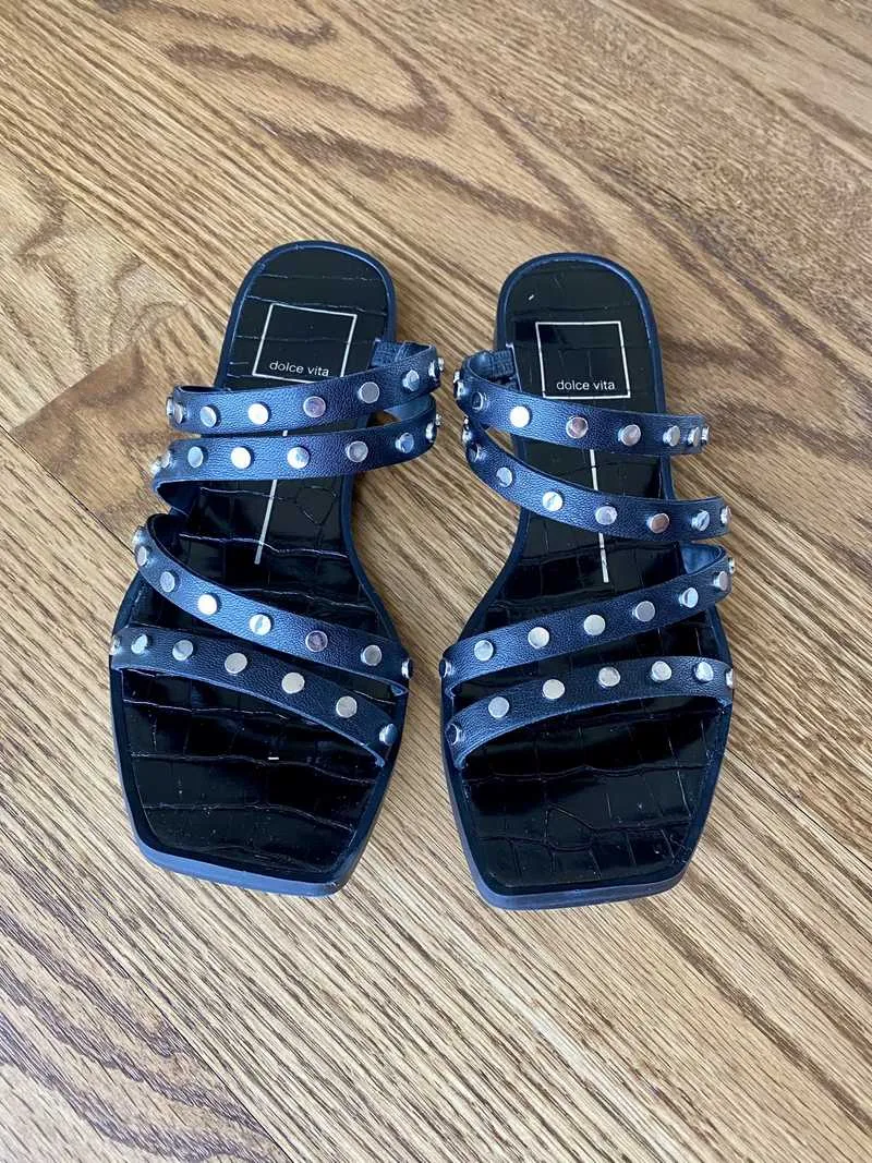 IZABEL STUDDED SANDALS BLACK STELLA re:vita