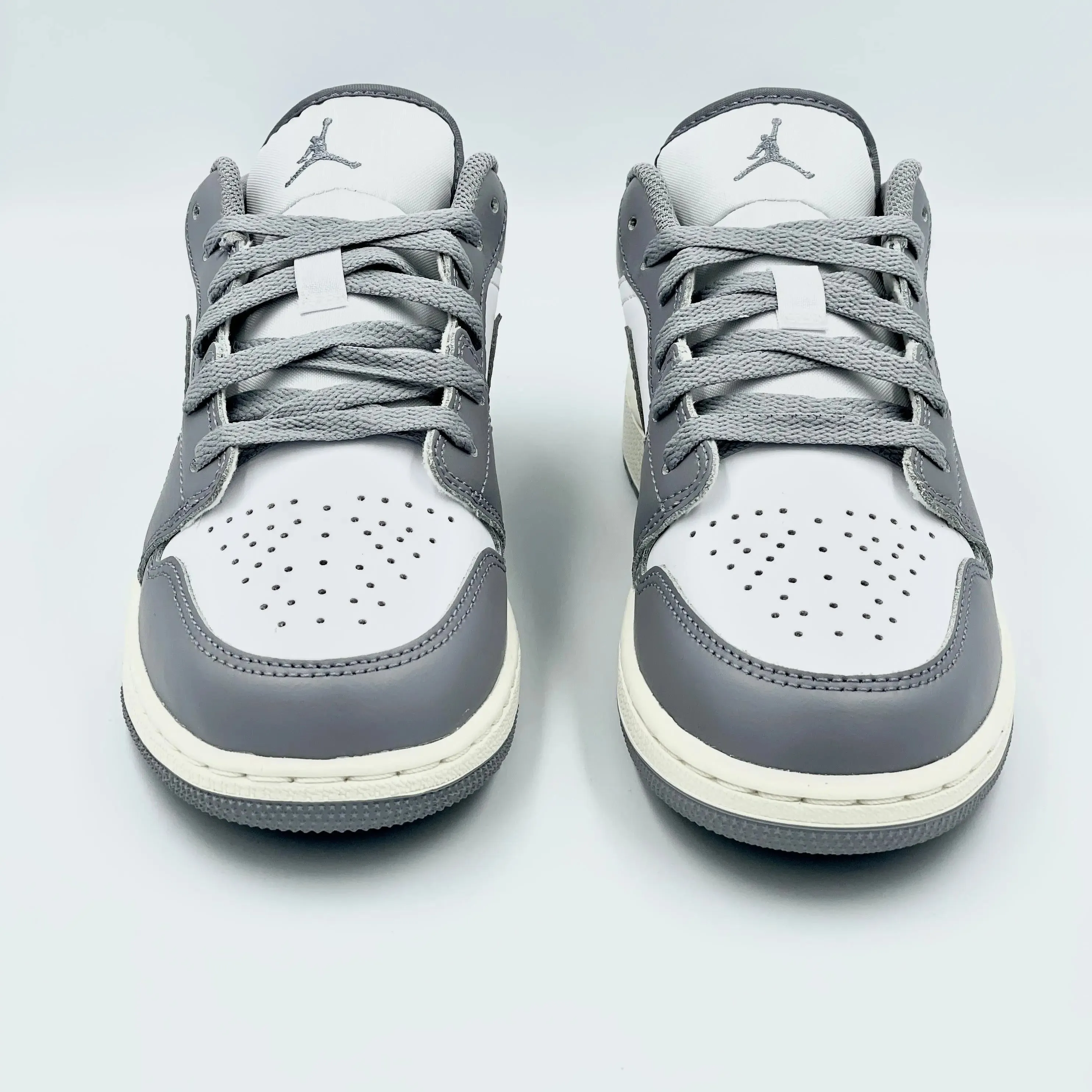 Jordan 1 Low Vintage Grey