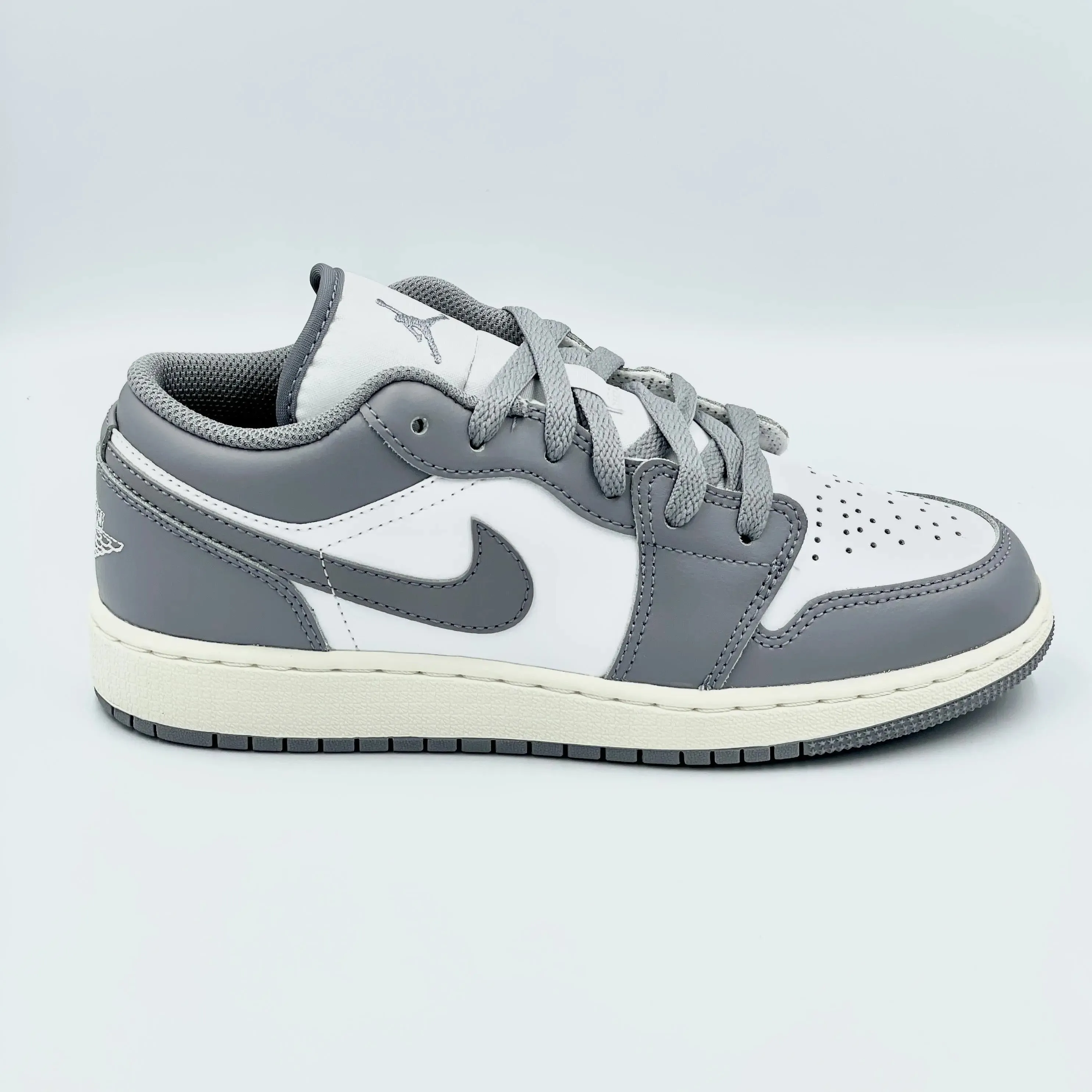 Jordan 1 Low Vintage Grey