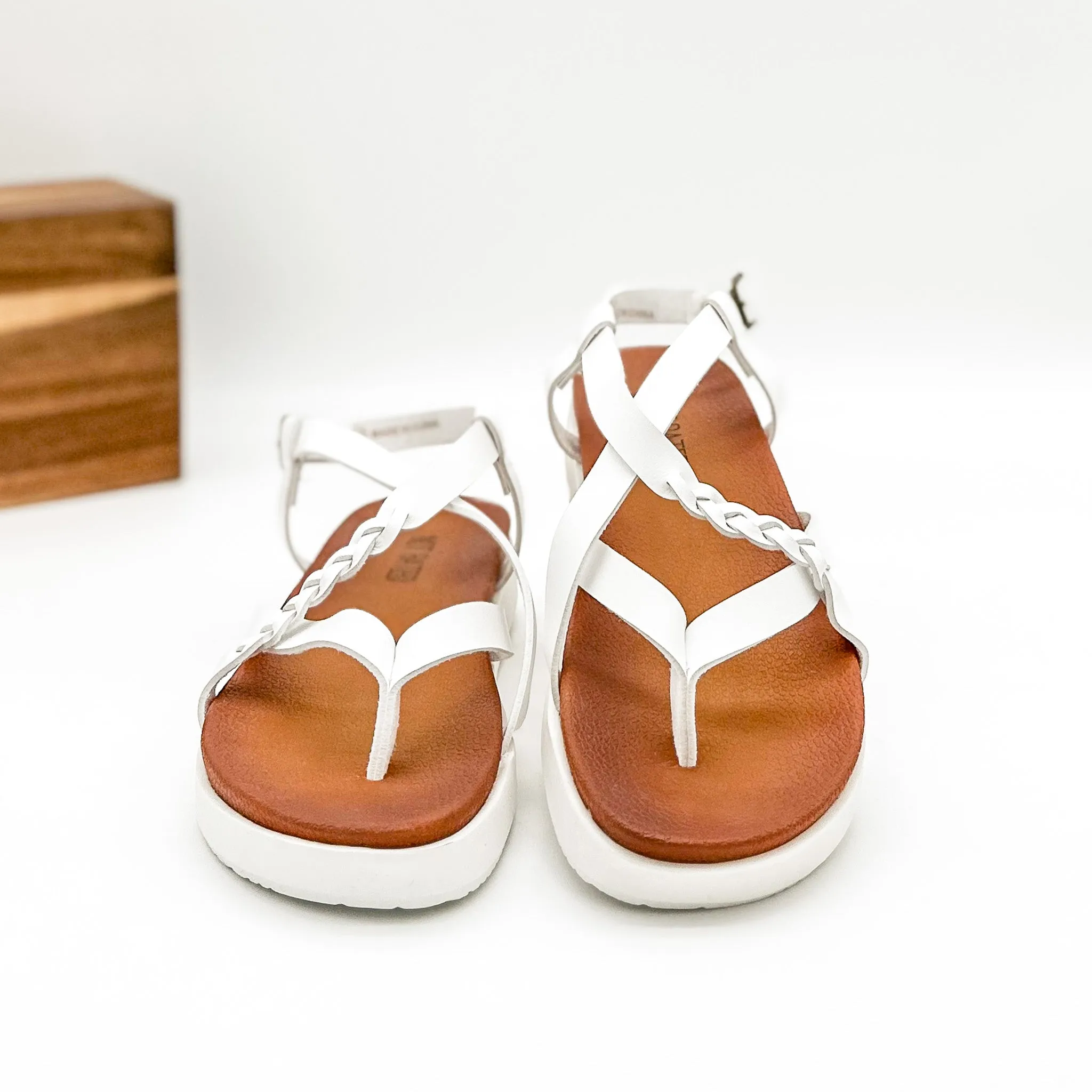 Sela Sandal in White