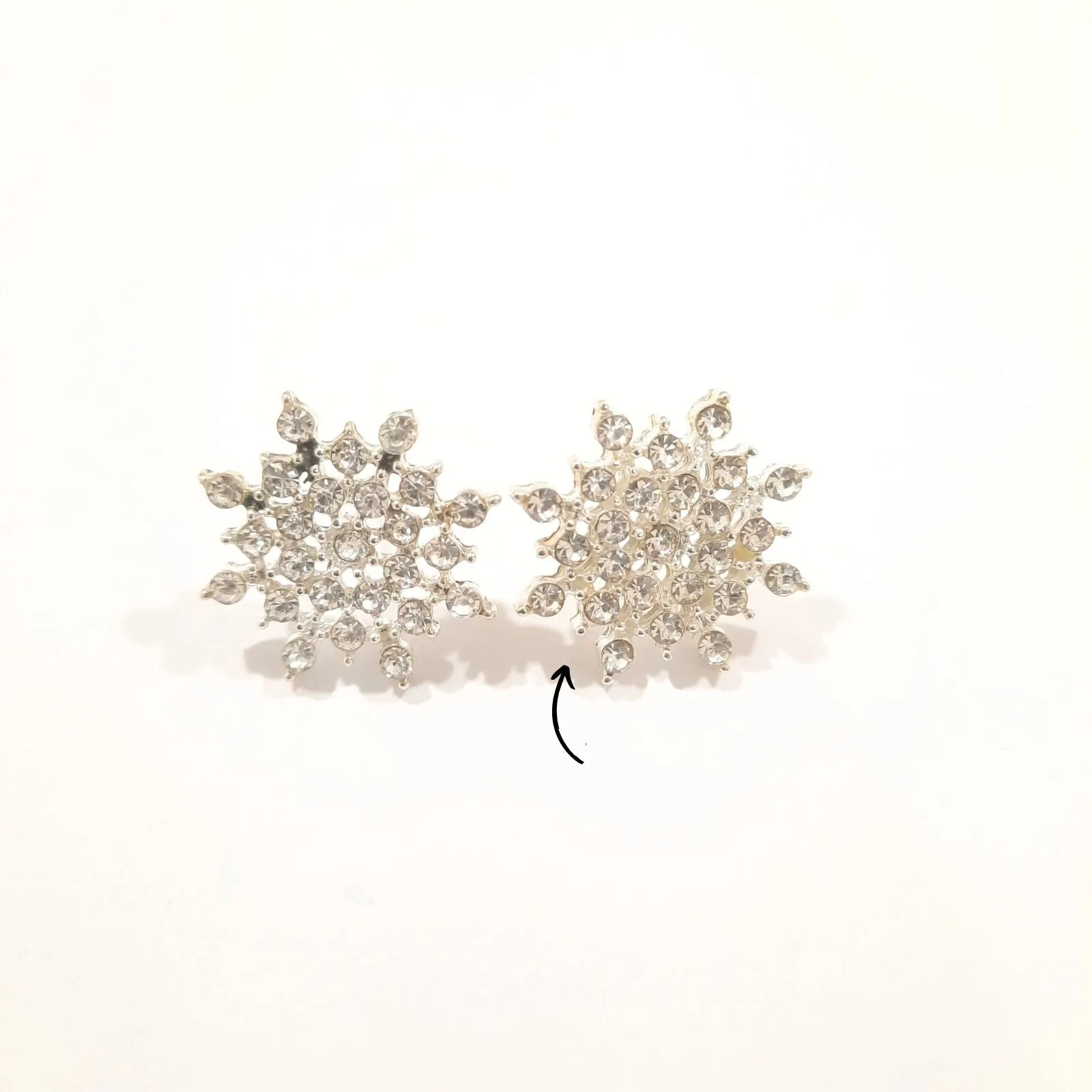 Snow Flake Silver Stud Earrings - Sample