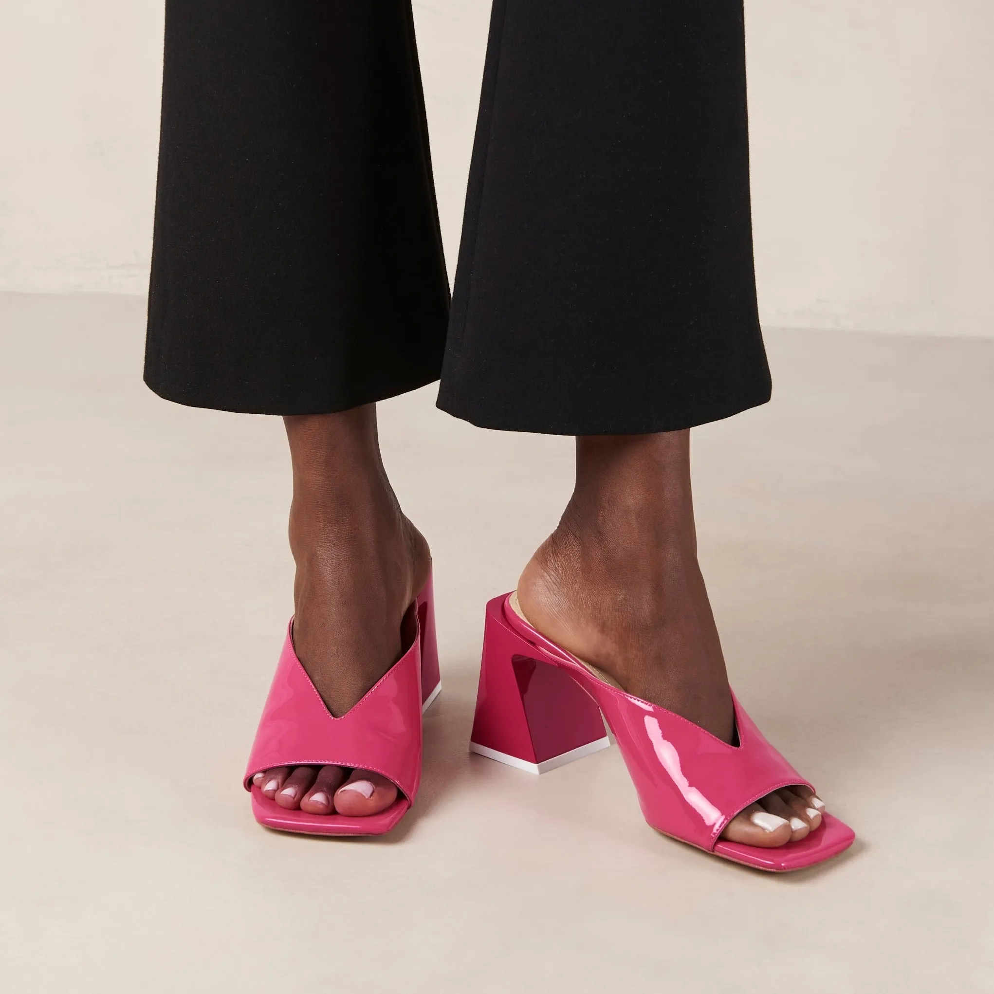 Tasha Pink Leather Sandals